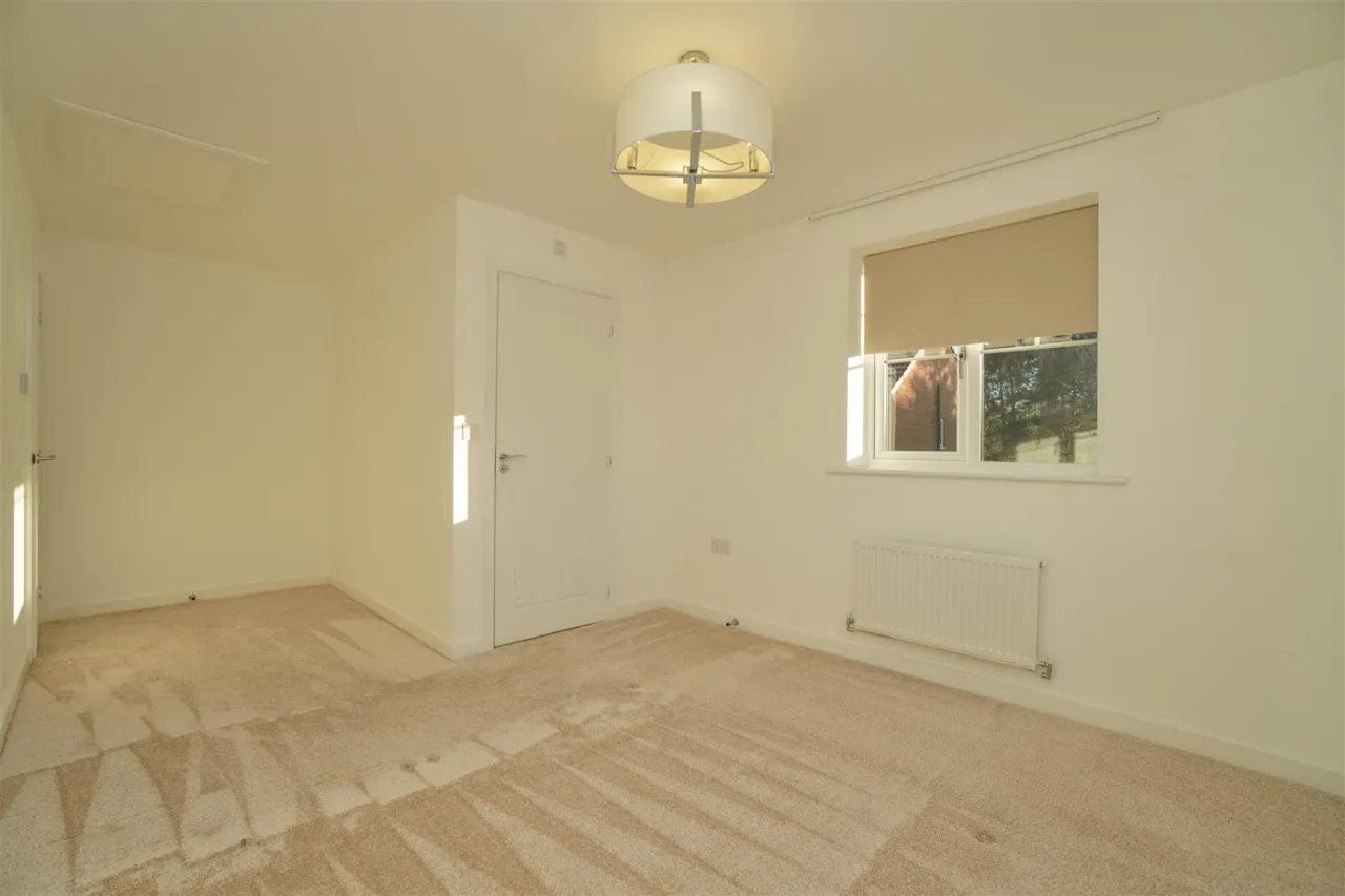 Walnut Close, Easingwold, YO61, photo 11