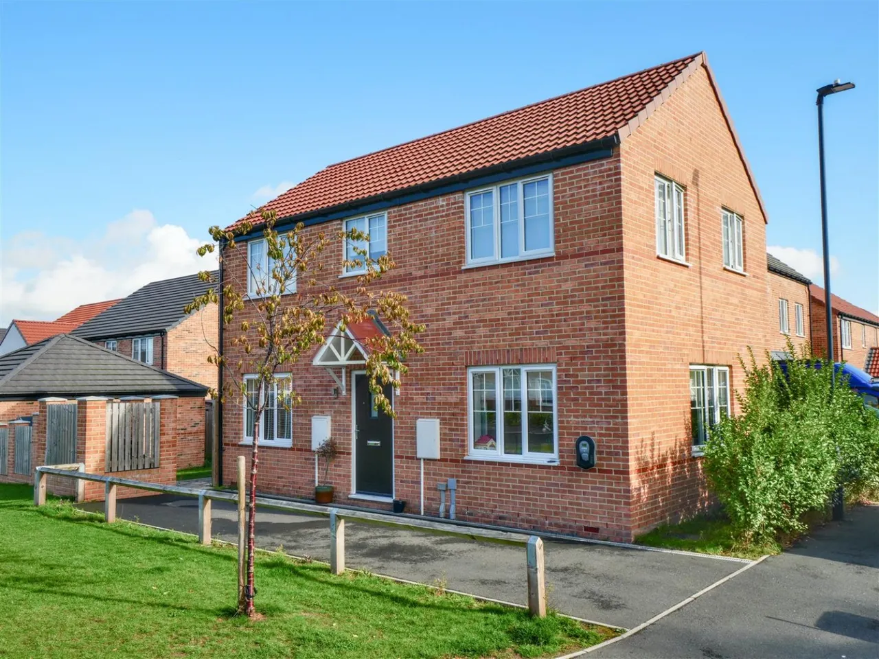 3 bed house for sale, Walnut Close, Easingwold, YO61