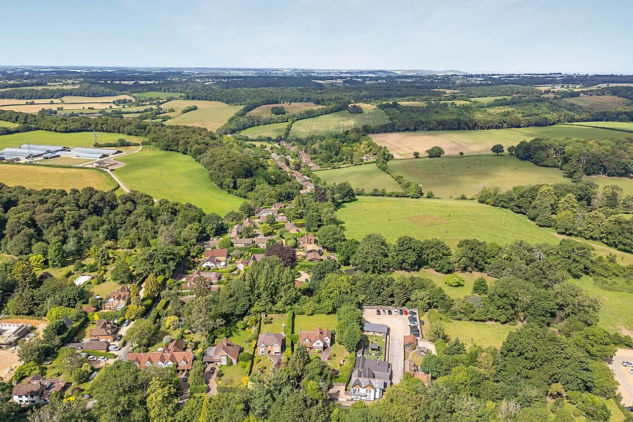 Wycombe Road, Great Missenden, HP16, photo 5