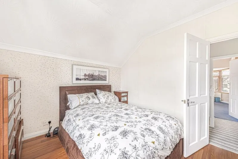 Fairford Avenue, Bexleyheath, DA7, photo 12