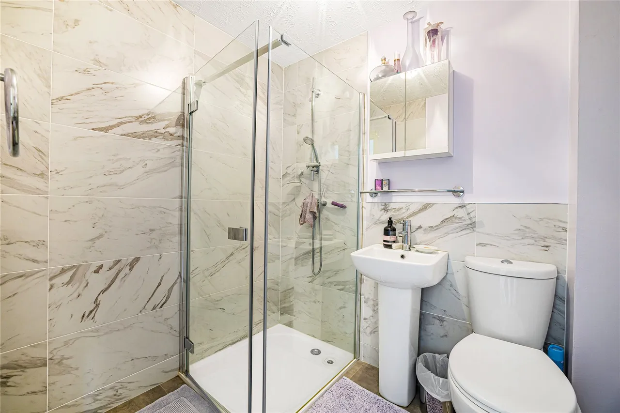 Percheron Drive, Knaphill, GU21, photo 11