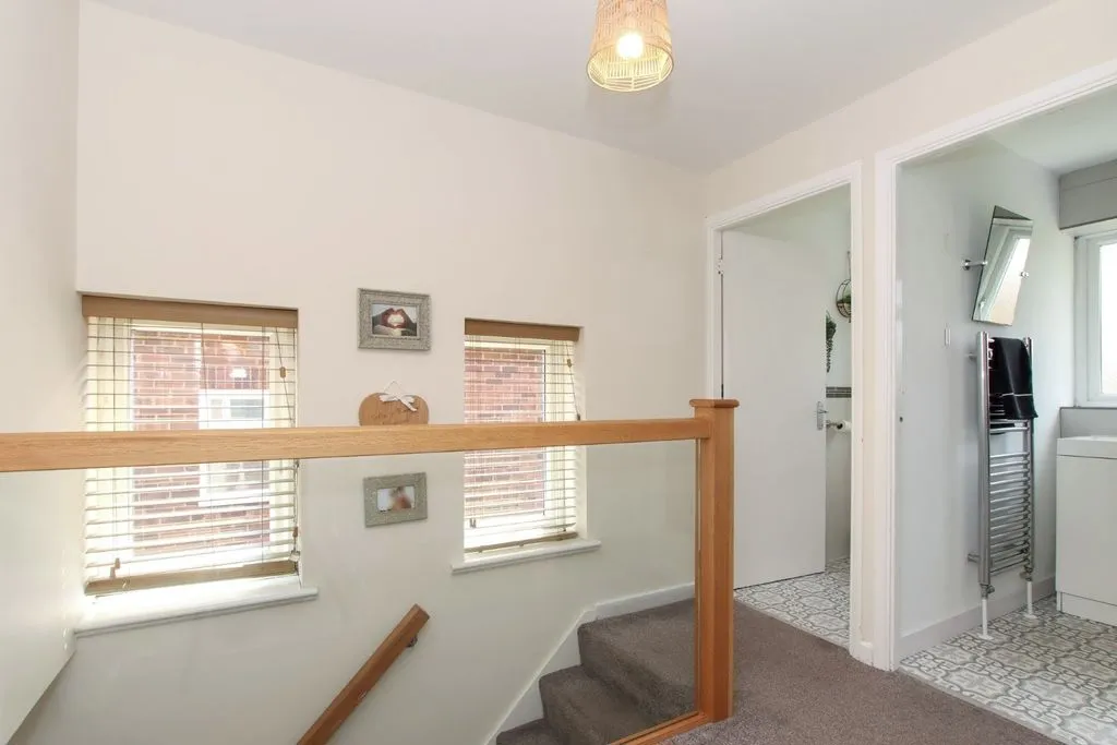 Newford Close, Hemel Hempstead, HP2, photo 16