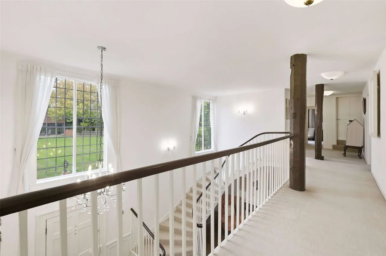 Chelmsford Road, Margaret Roding, Dunmow, Essex, CM6 1QL, photo 10