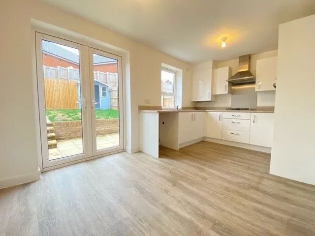 Cromwell Avenue, East Cowes, PO32, photo 4