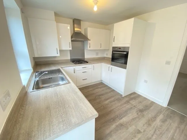 Cromwell Avenue, East Cowes, PO32, photo 3