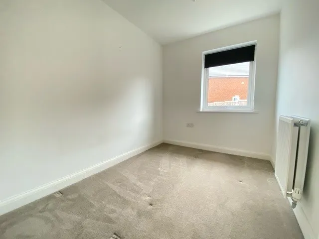 Cromwell Avenue, East Cowes, PO32, photo 7