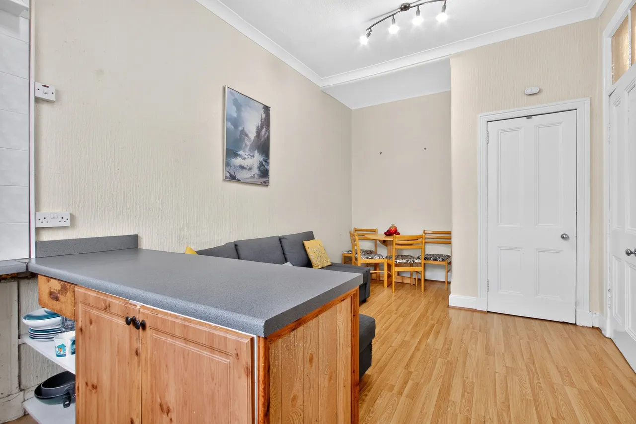 Laurel Street, Thornwood, G11, photo 7