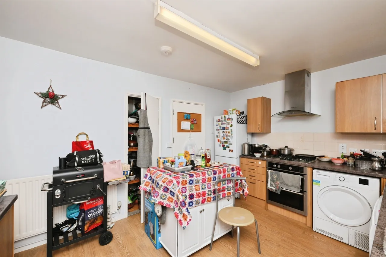 Hare Street Springs, HARLOW, photo 5