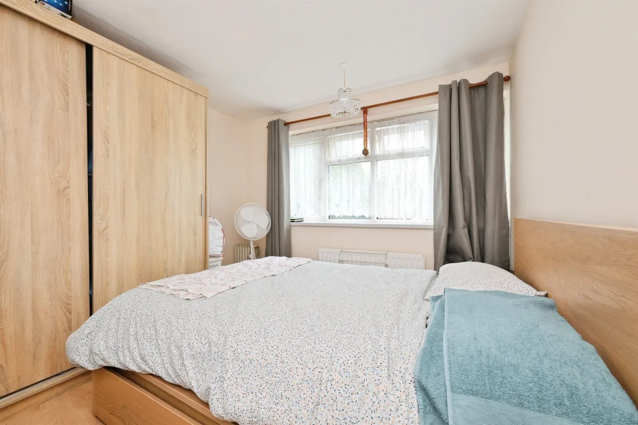 Hare Street Springs, HARLOW, photo 12