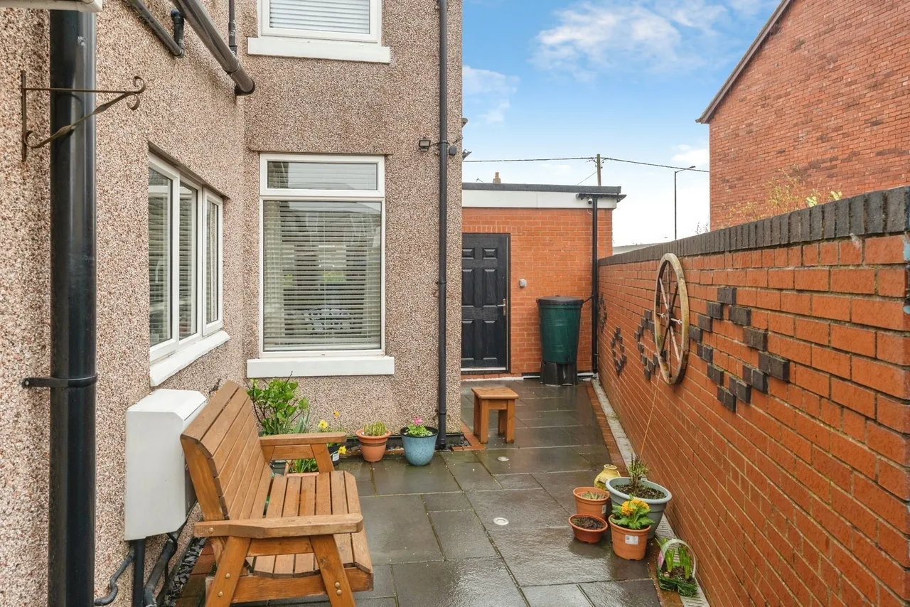 Gordon Terrace, Mold, CH7, photo 26