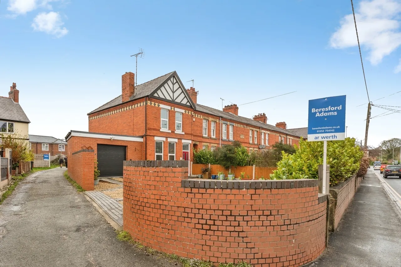Gordon Terrace, Mold, CH7, photo 2