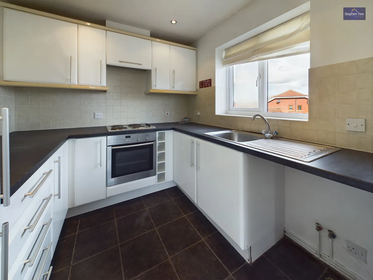 Marshdale Road, Blackpool, FY4, photo 2