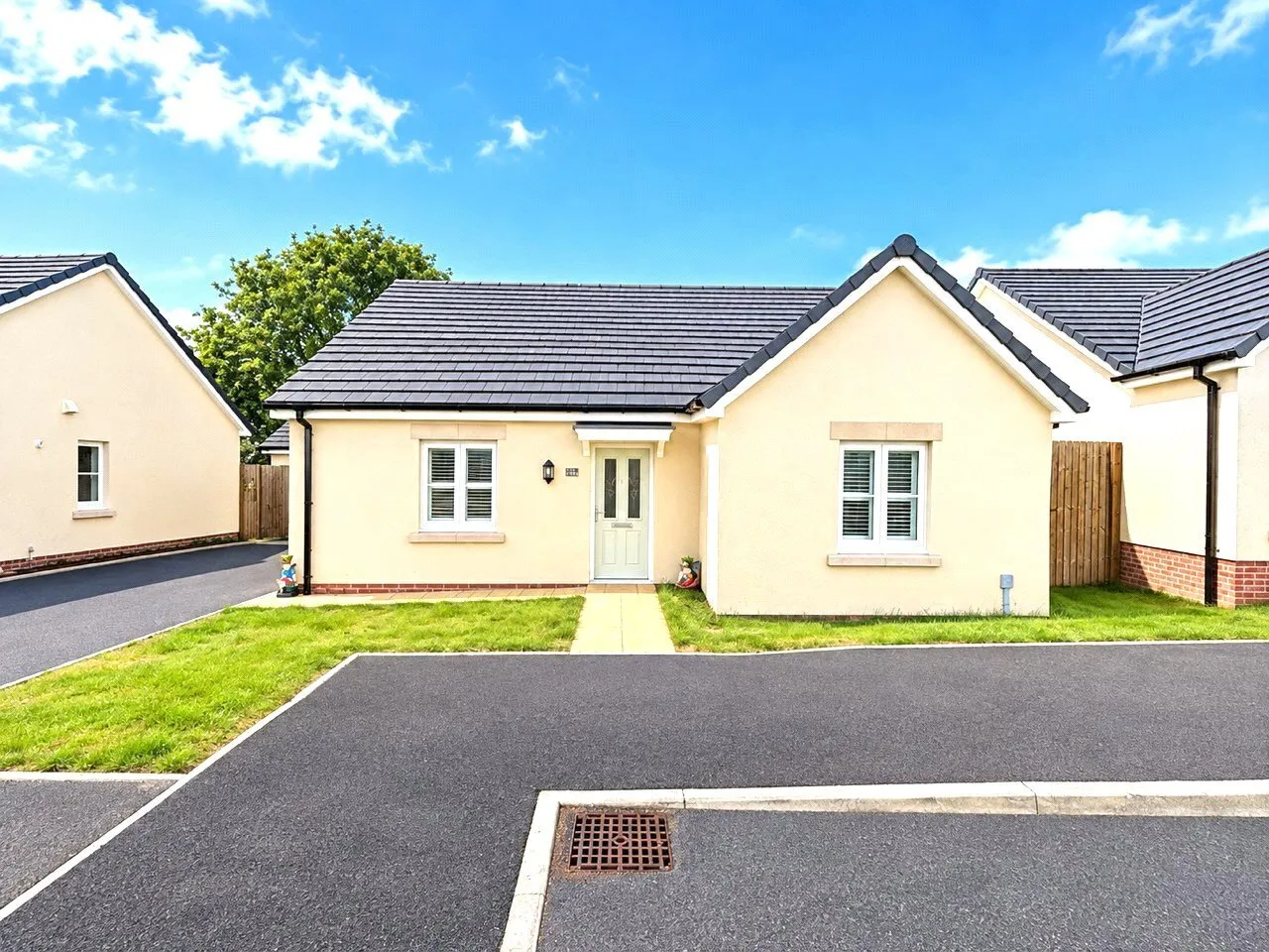 Gerddi Lingfield, Whitland, SA34, photo 18
