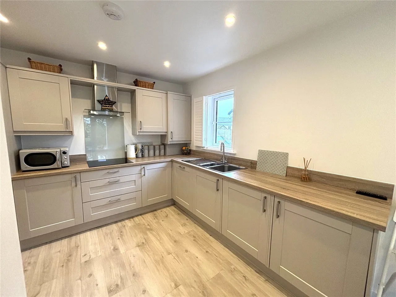 Gerddi Lingfield, Whitland, SA34, photo 4