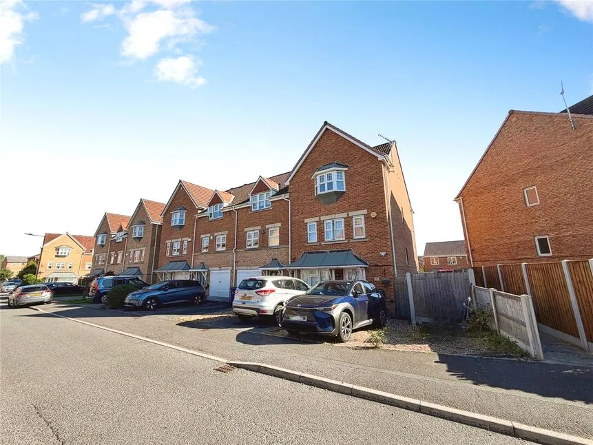 Farnley Road, Balby, DN4, photo 16