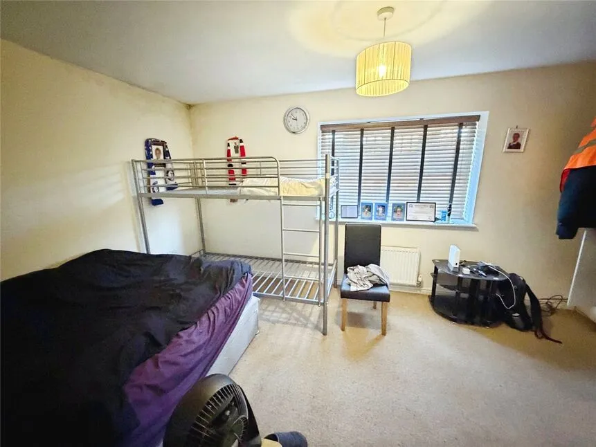 Farnley Road, Balby, DN4, photo 14
