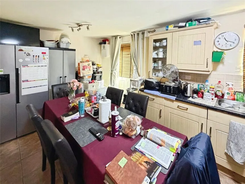 Farnley Road, Balby, DN4, photo 3