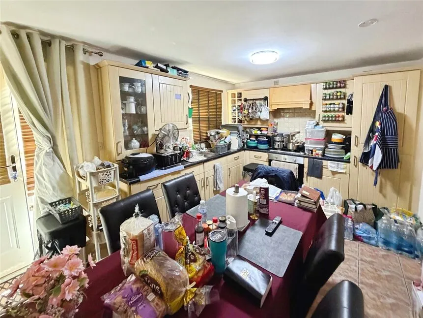 Farnley Road, Balby, DN4, photo 12
