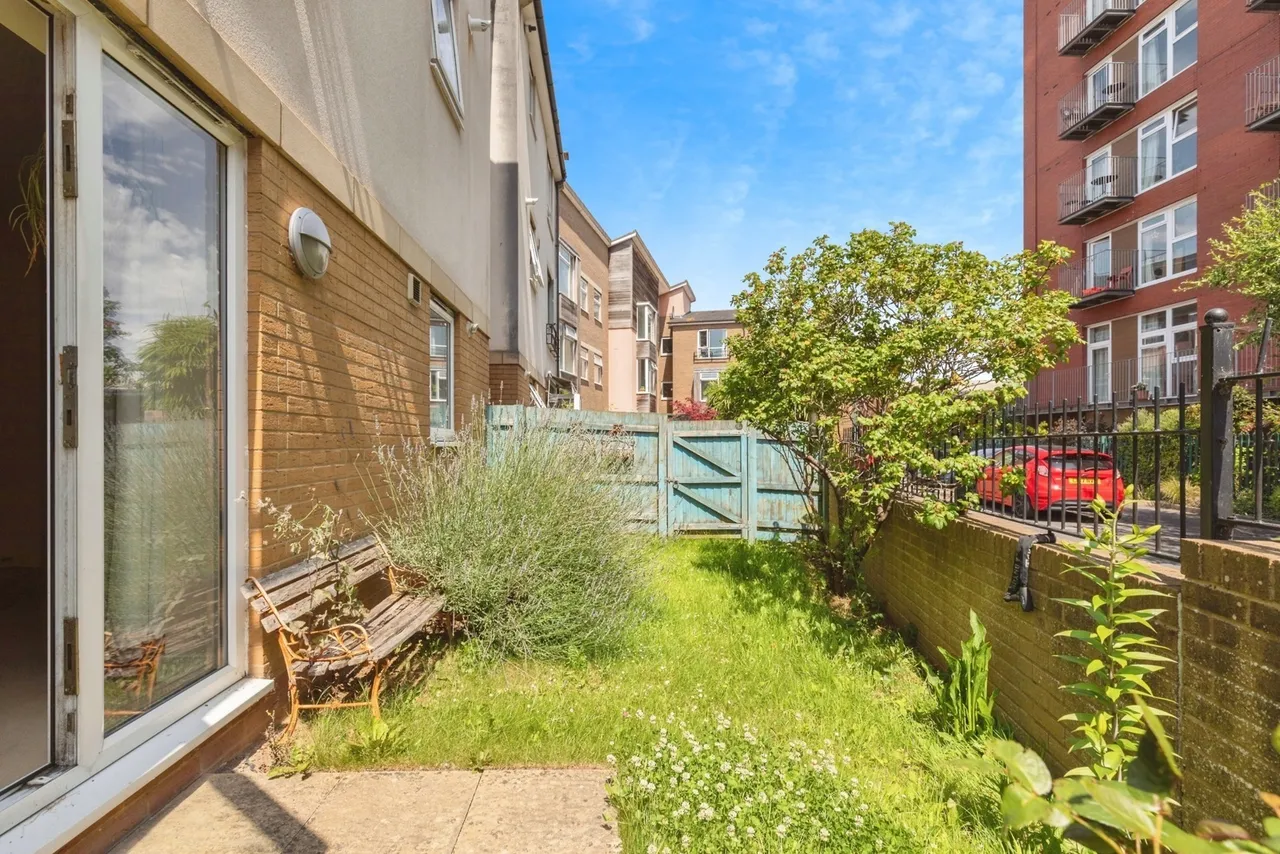 Cromwell Street, Bristol, Somerset, BS3, photo 11