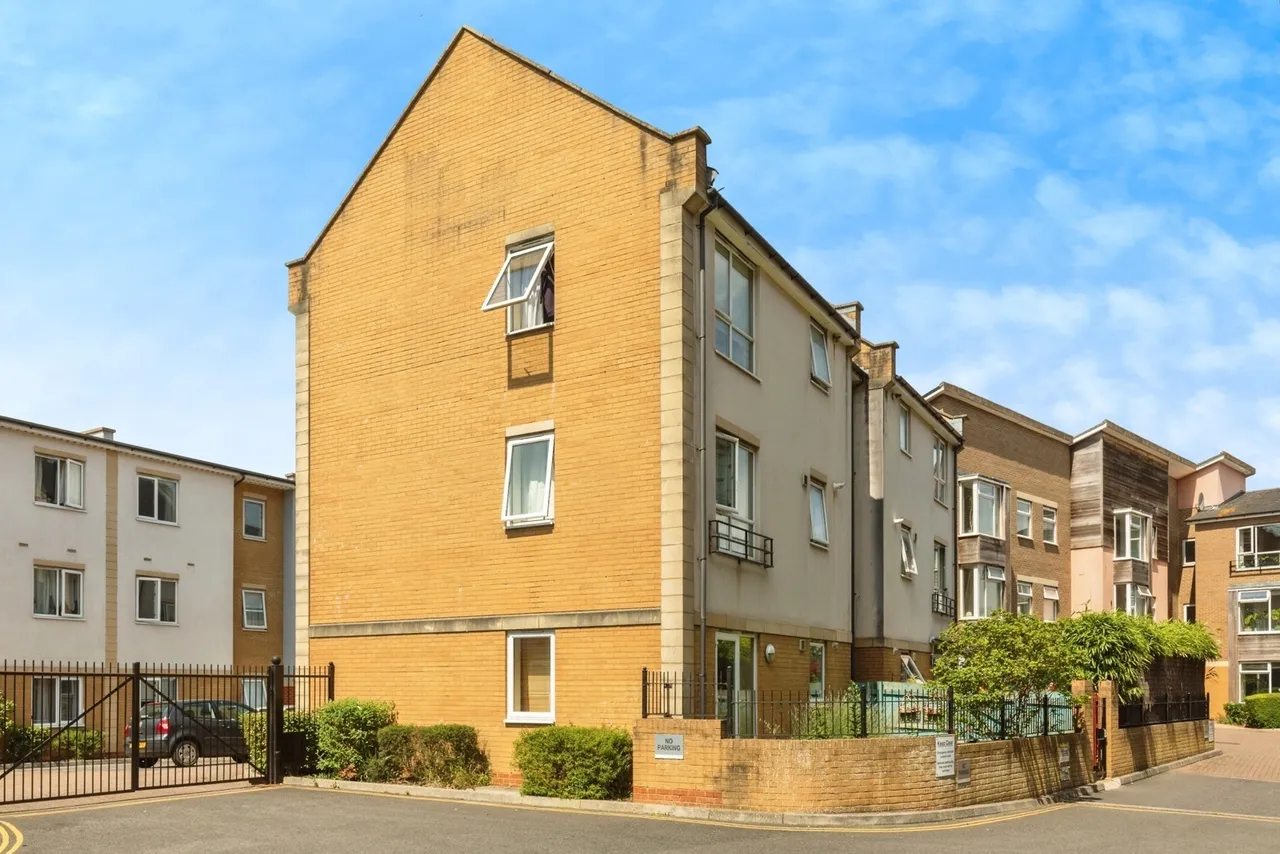 Cromwell Street, Bristol, Somerset, BS3, photo 14