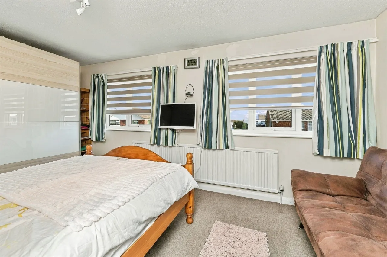 Coxley View, Netherton, WF4, photo 10