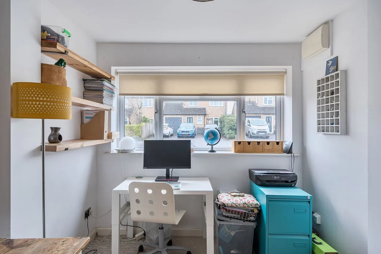 Chestnut Close, Frome, BA11, photo 13