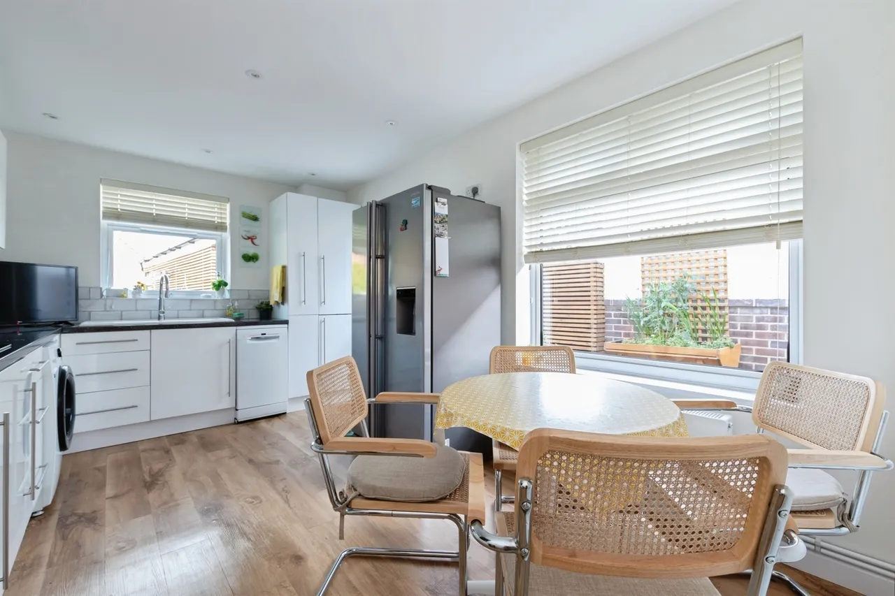 Barrow Road, Bournemouth, BH8, photo 3