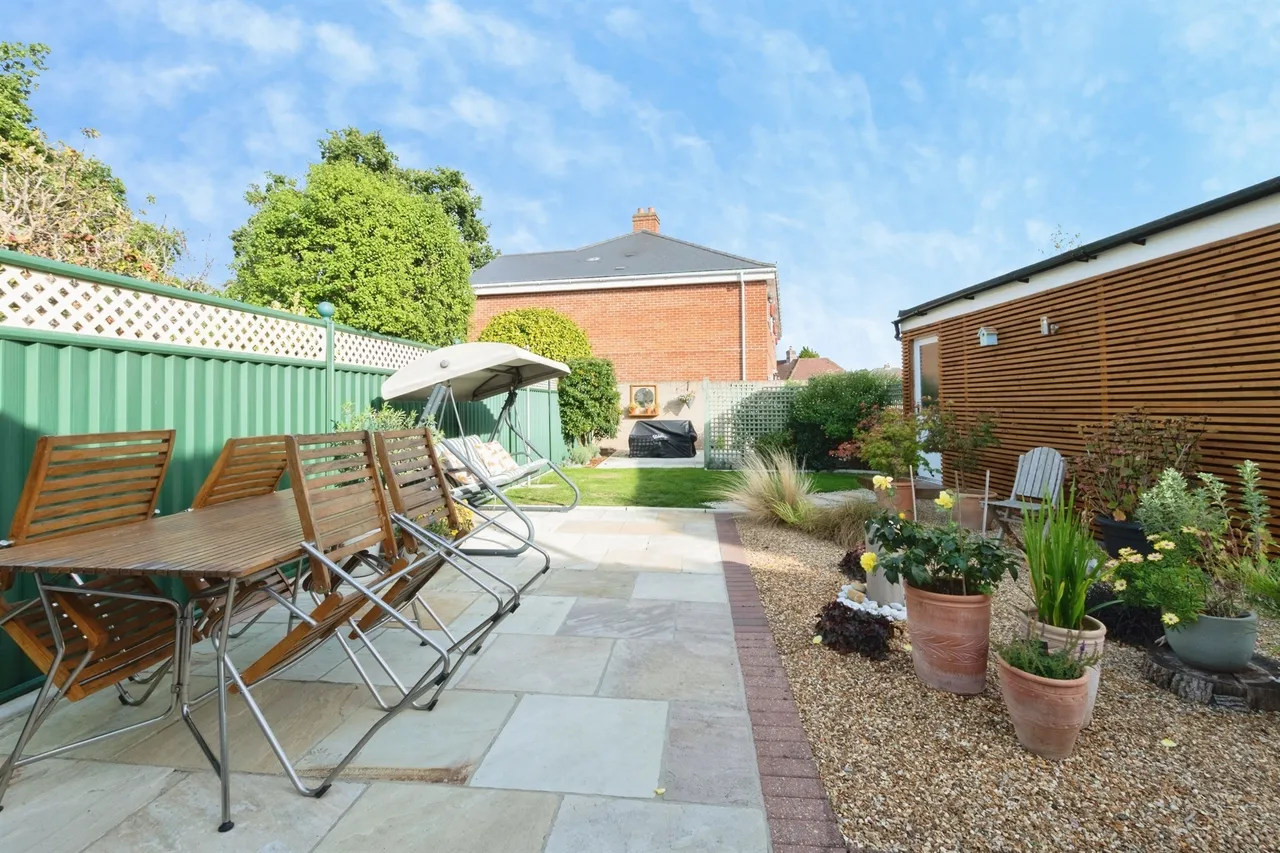 Barrow Road, Bournemouth, BH8, photo 13
