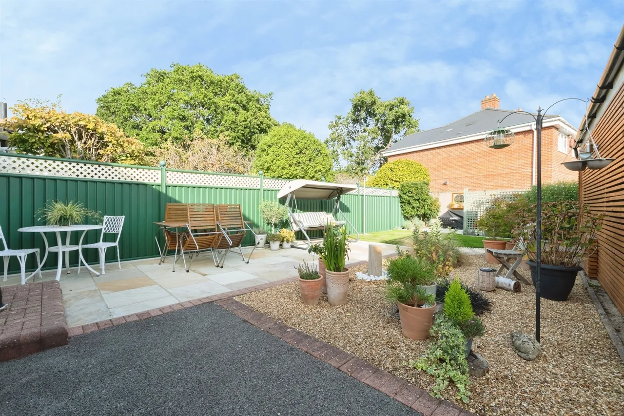 Barrow Road, Bournemouth, BH8, photo 15