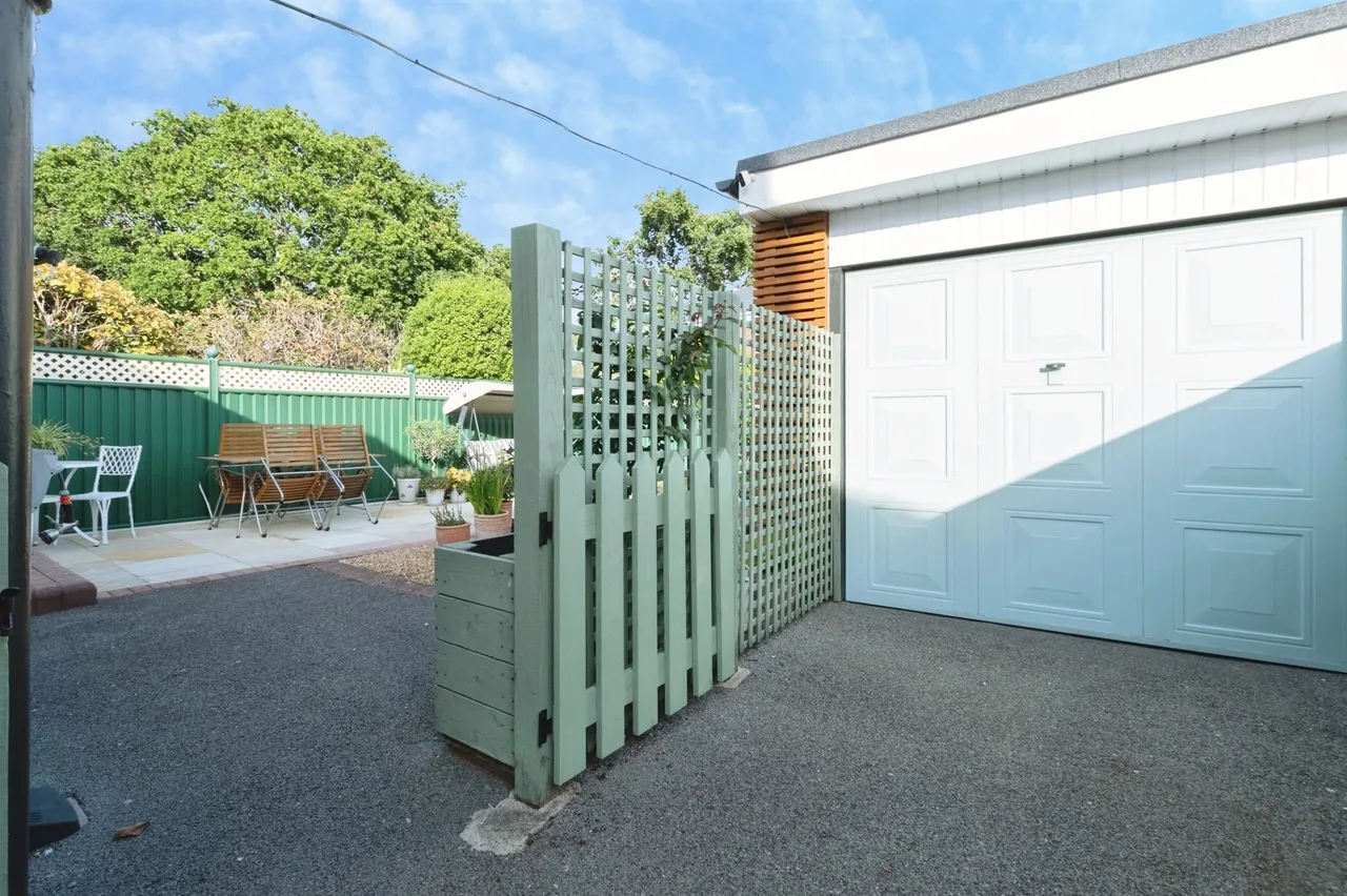 Barrow Road, Bournemouth, BH8, photo 17