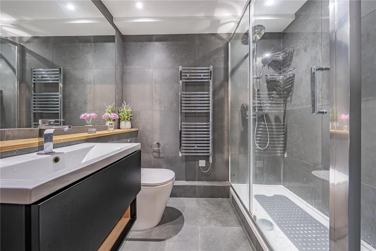 Park Lodge Avenue, West Drayton, UB7, photo 7