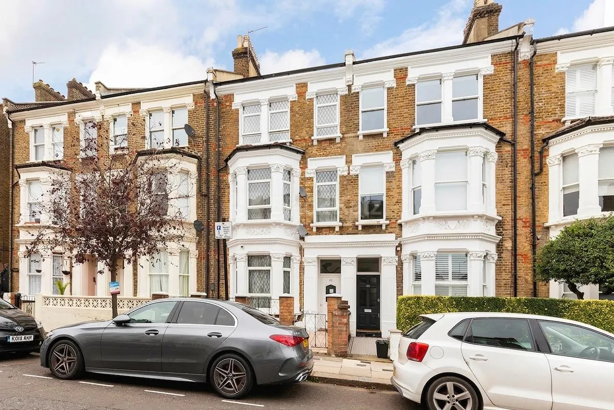 3 bed property to rent, Saltram Crescent, Maida Vale, W9