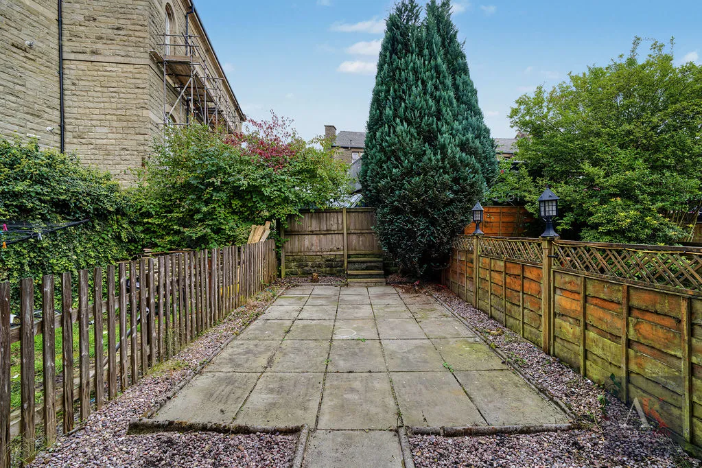 Princess Street, Whitworth, OL12, photo 4