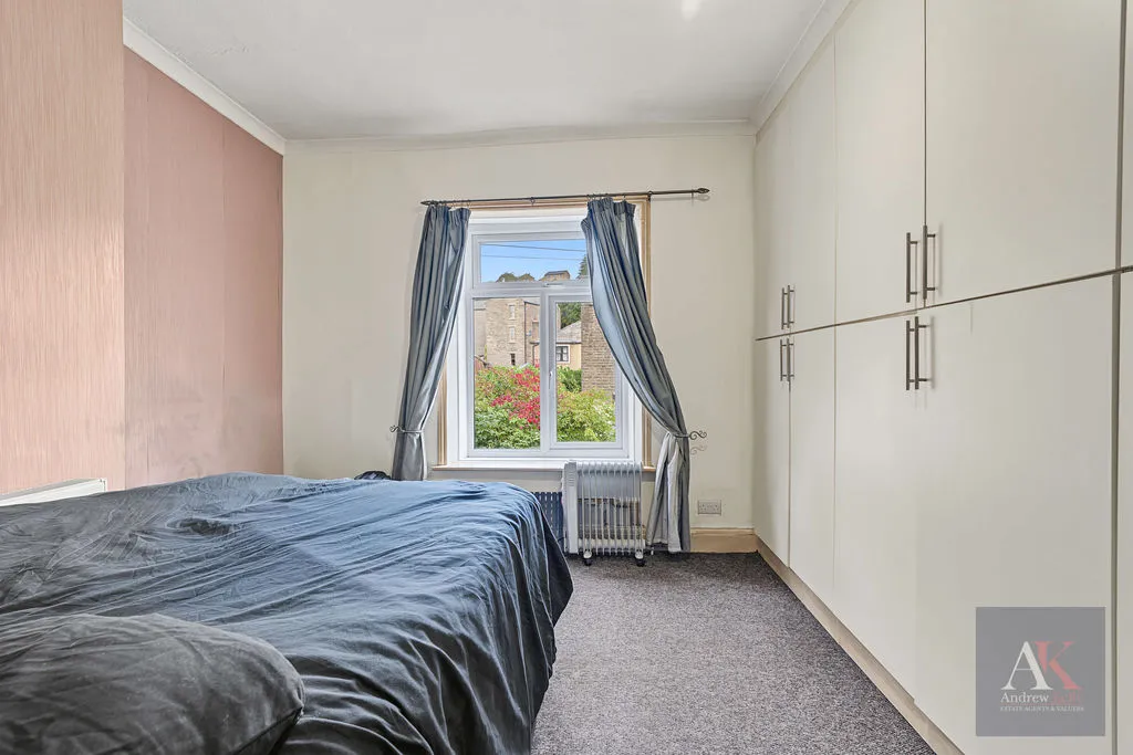 Princess Street, Whitworth, OL12, photo 8