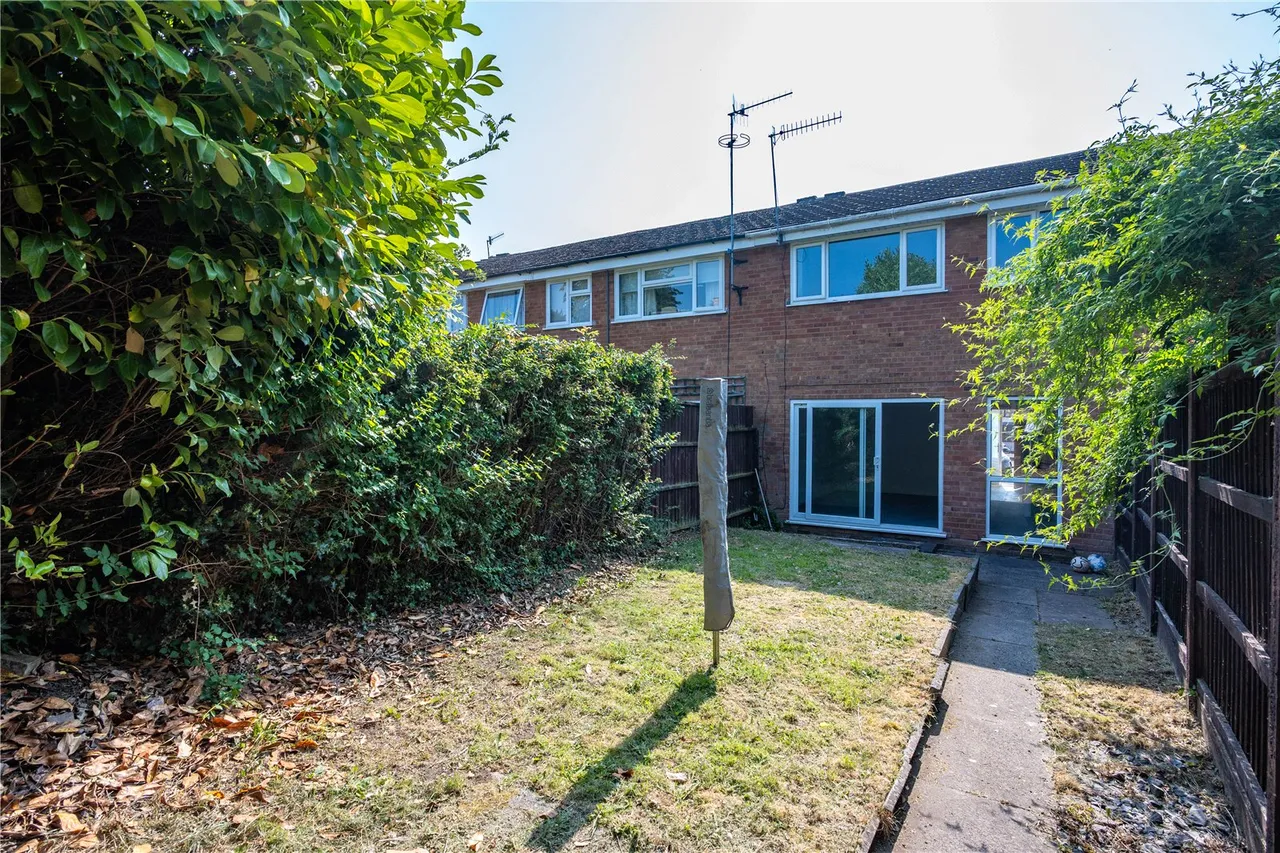 Willow Close, Bromsgrove, Worcestershire, B61 8RF, photo 13