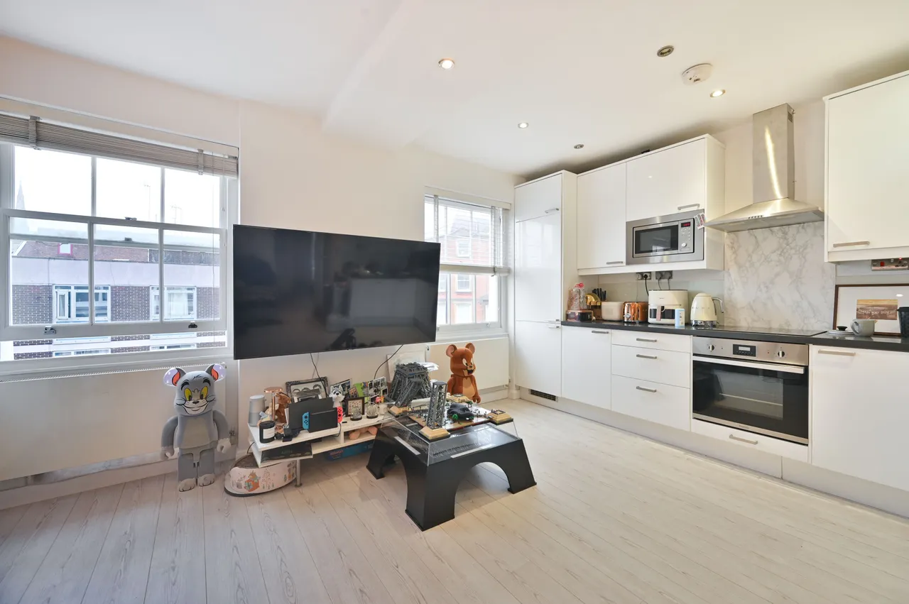 74 Queensway, London, photo 5