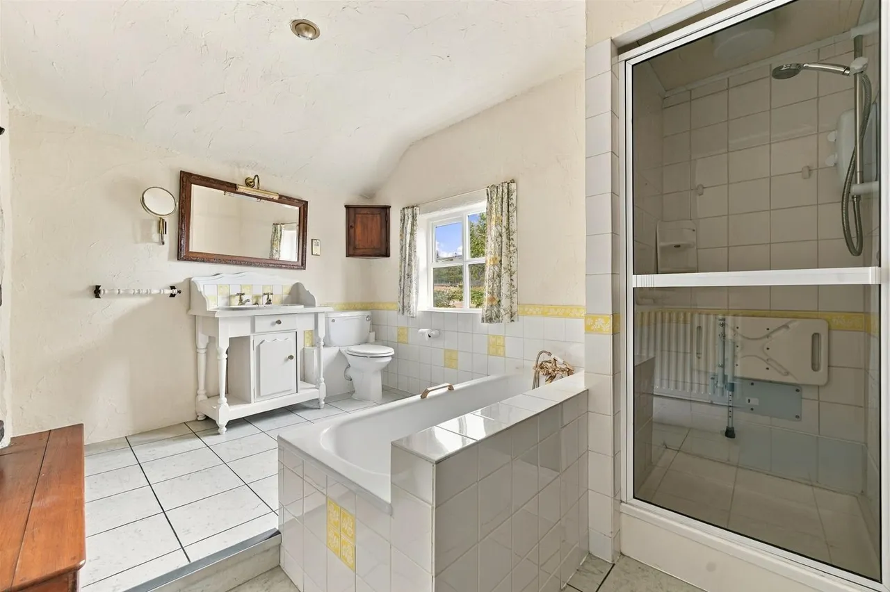 Clarke Lane, Bollington, SK10, photo 16