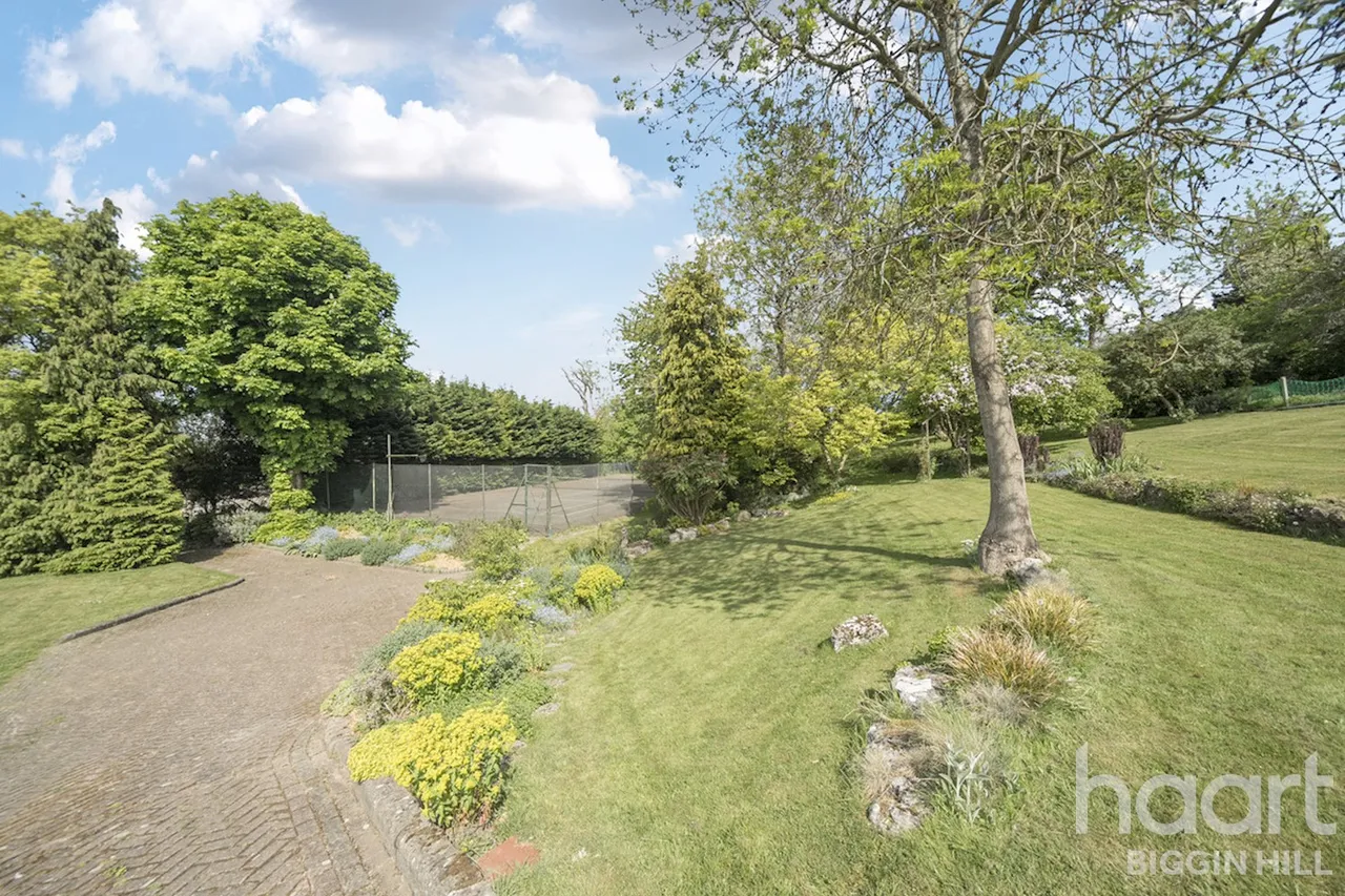 Westerham Road, Keston, BR2, photo 8