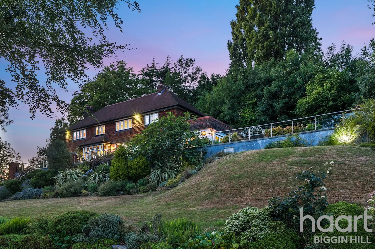 Westerham Road, Keston, BR2, photo 36