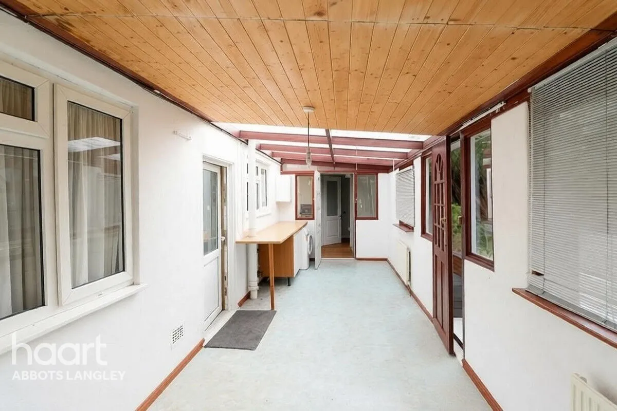 Dell Road, Watford, WD24, photo 9