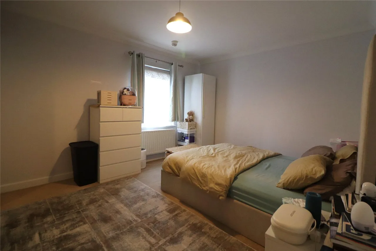 West Street, DA8, photo 12