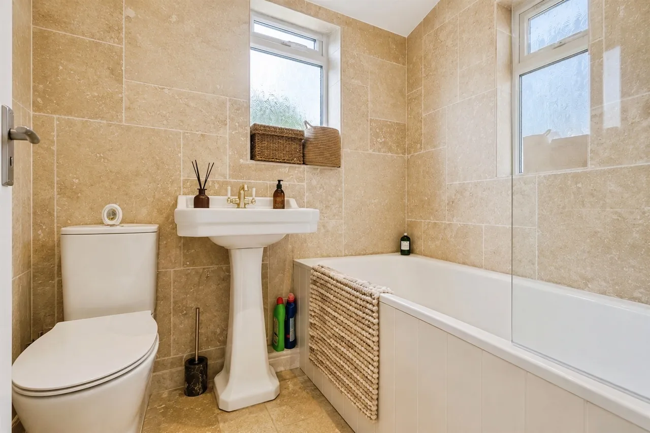 Park Hill Drive, Frome, BA11, photo 13