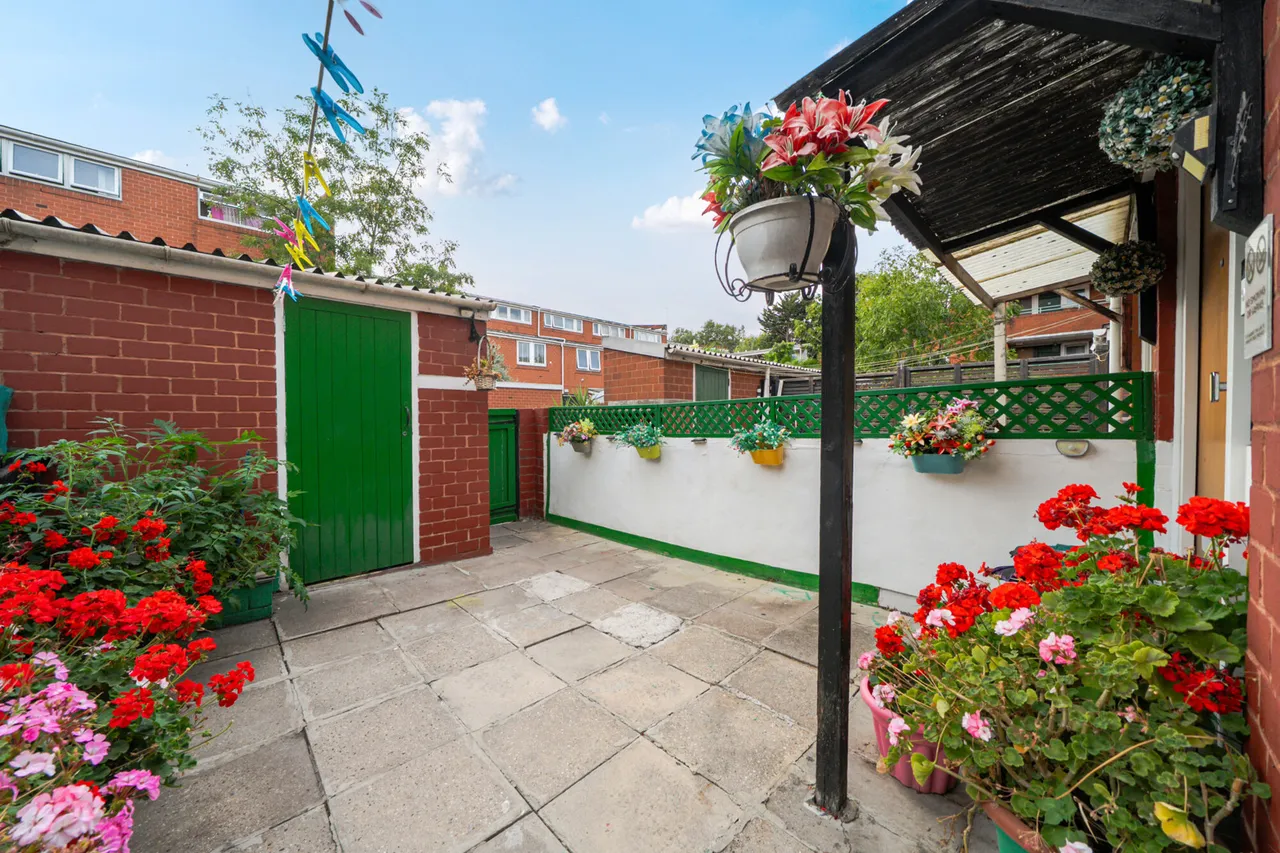 Mortlock Close, SE15, photo 6