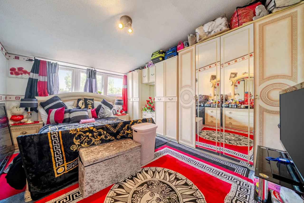 Mortlock Close, SE15, photo 16