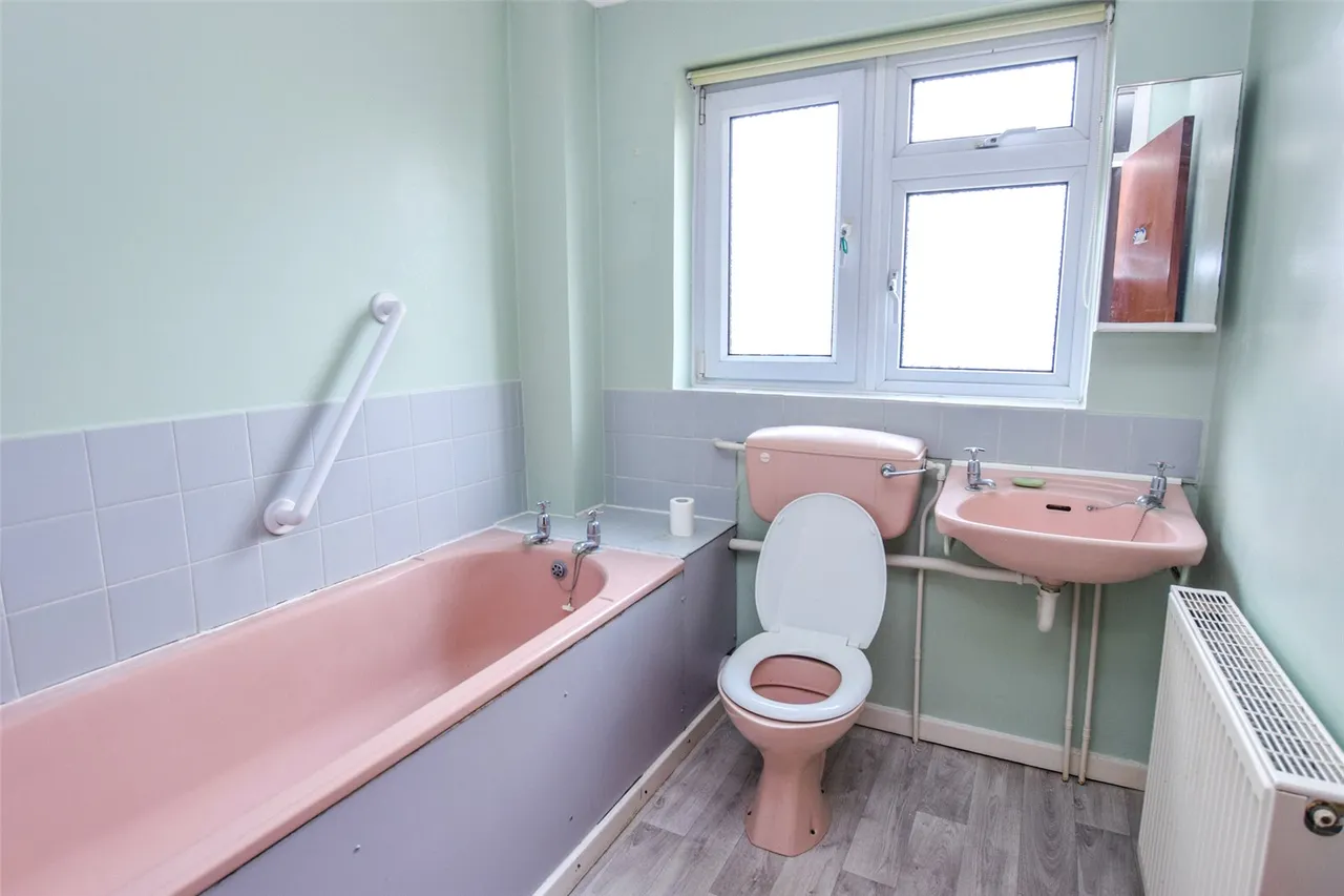 Abbey Way, Farnborough, Hampshire, GU14 7DD, photo 13