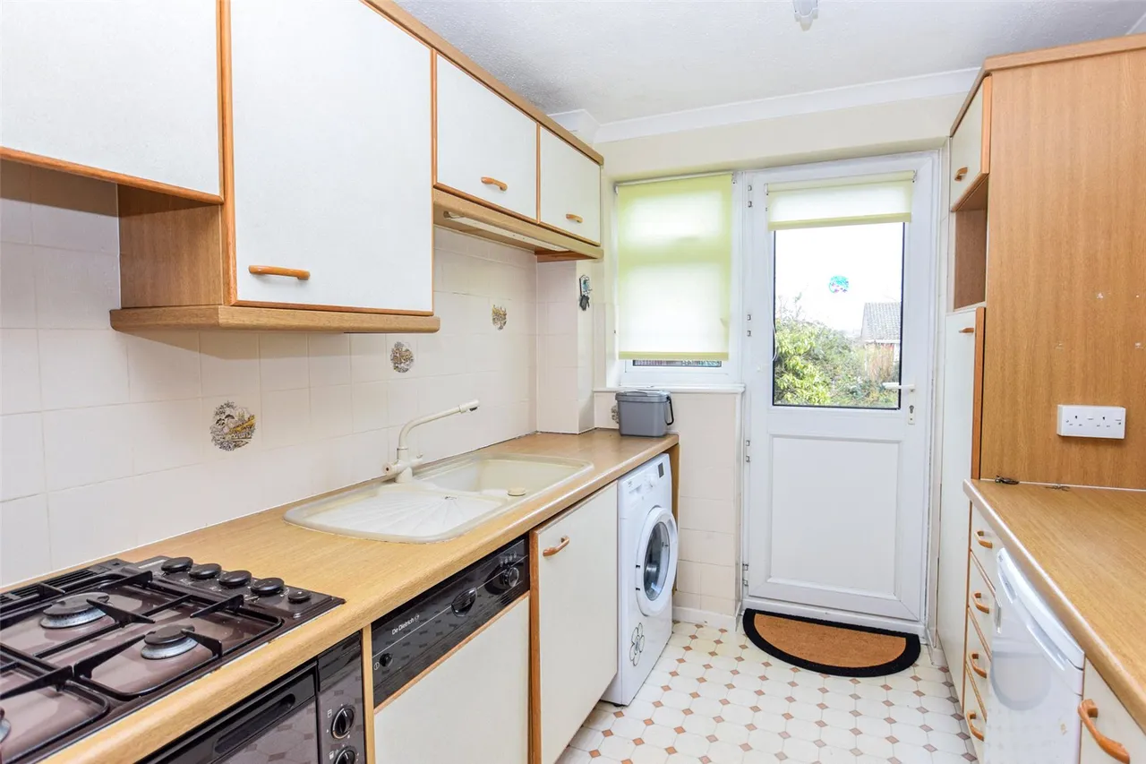 Abbey Way, Farnborough, Hampshire, GU14 7DD, photo 12