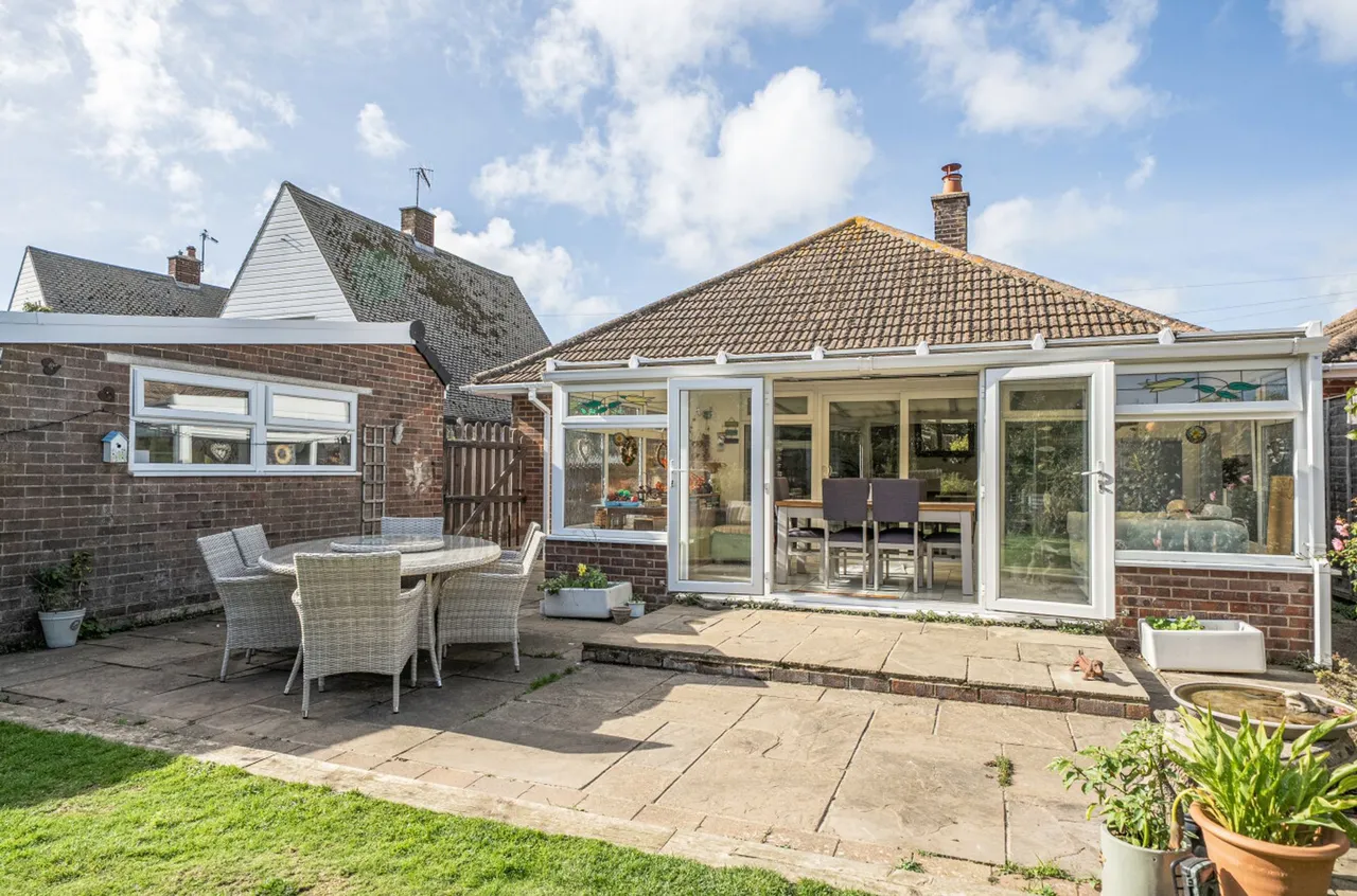 Lane End Road, Middleton-On-Sea, PO22, photo 20