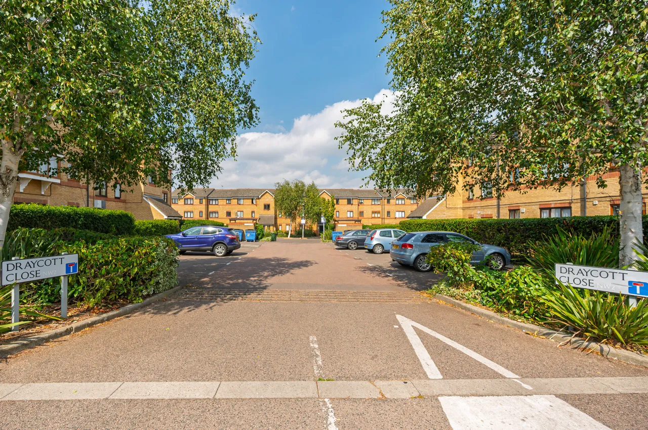 45 Draycott Close, London, photo 8