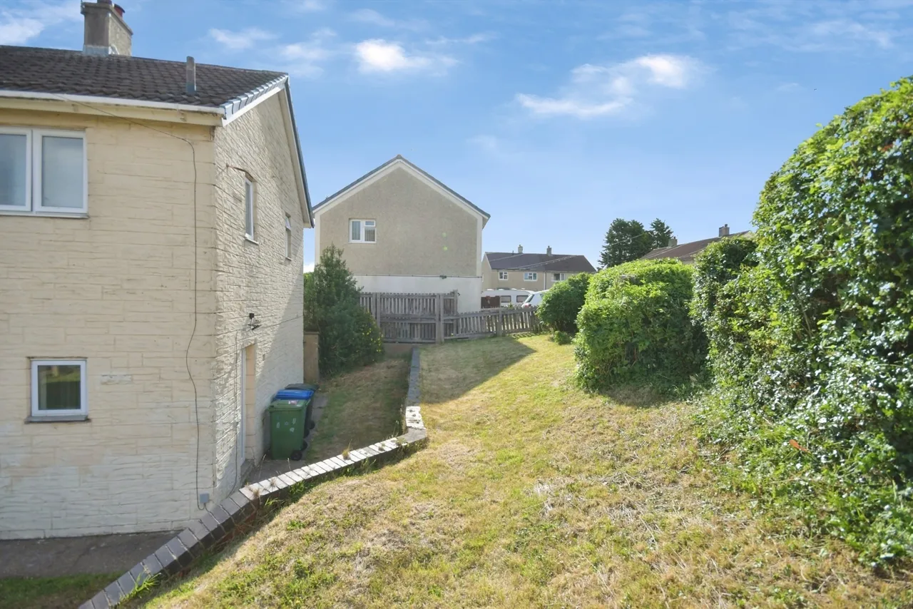 Oxford Close, Brimington, Chesterfield, Derbyshire, S43, photo 13