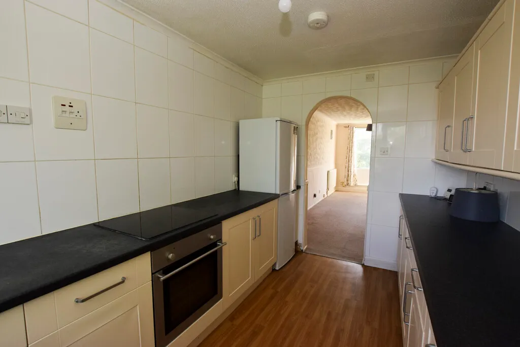 Deercote, Hollinswood, photo 9